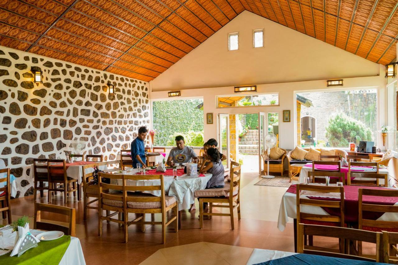 Sitaram Mountain Retreat Hotell Munnar Exteriör bild